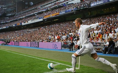 OD电竞快讯-肯尼迪赛后拥抱对手展现风度